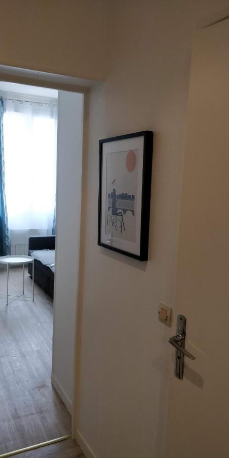 Modern 1 Bedroom Apartment Near The Metro. Іврі-сюр-Сен Екстер'єр фото