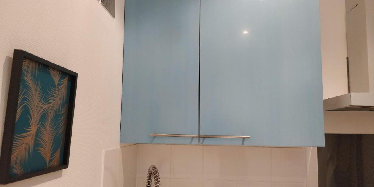 Modern 1 Bedroom Apartment Near The Metro. Іврі-сюр-Сен Екстер'єр фото